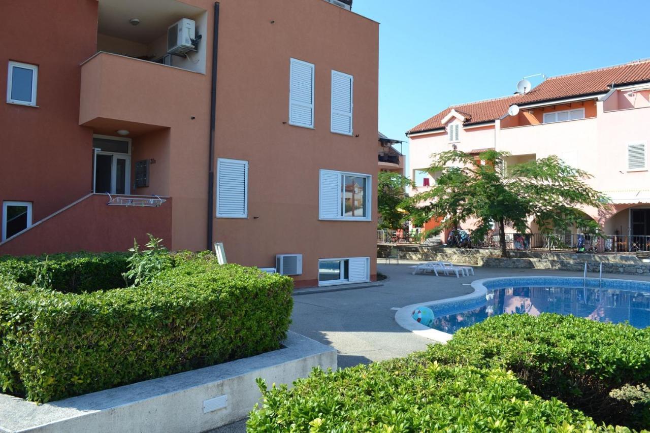 Apartment Daniela ซรีมา ภายนอก รูปภาพ
